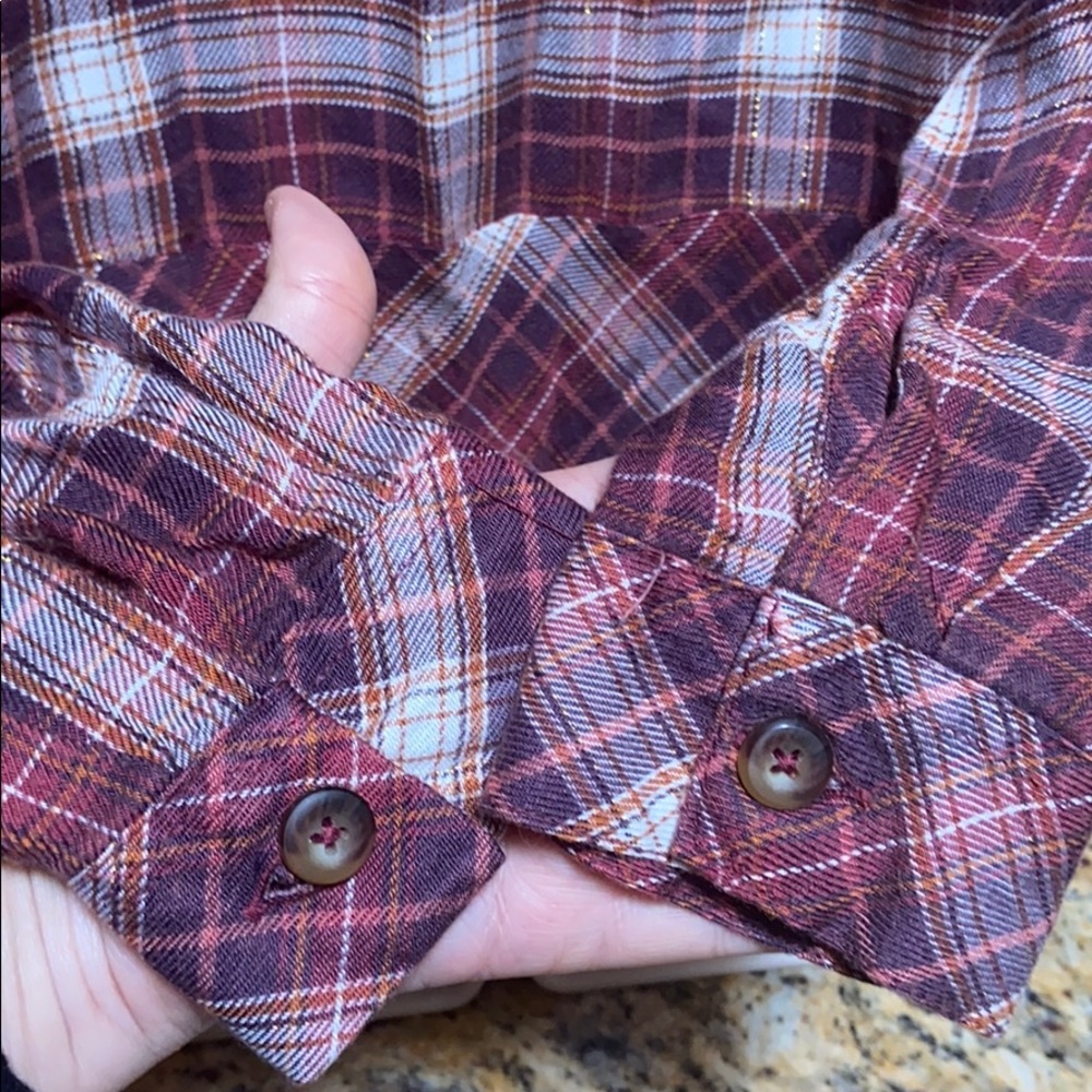 Democracy maroon plaid button up small Guc fit medium - Picture 7 of 16